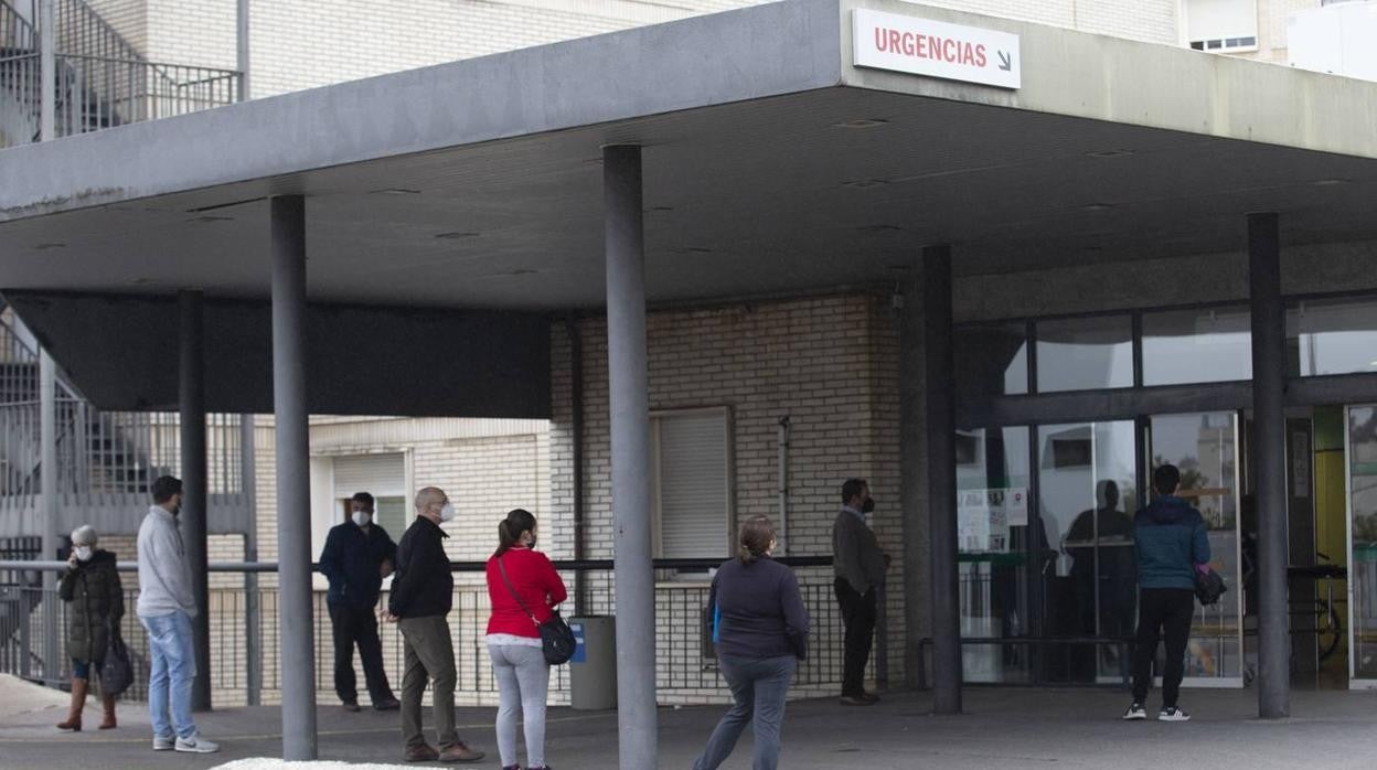 Ambiente del Hospital Universitario de Valme en Sevilla, en imágenes