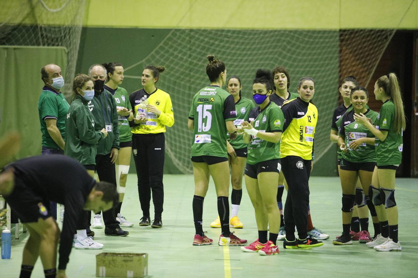 El partido de balonmano Adesal-Liberbank Gijón, en imágenes