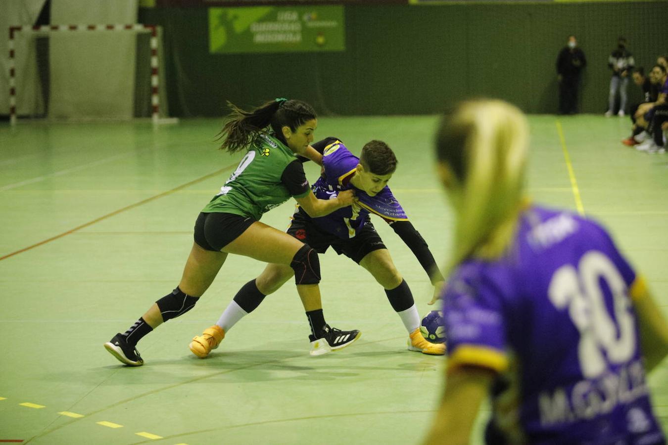 El partido de balonmano Adesal-Liberbank Gijón, en imágenes