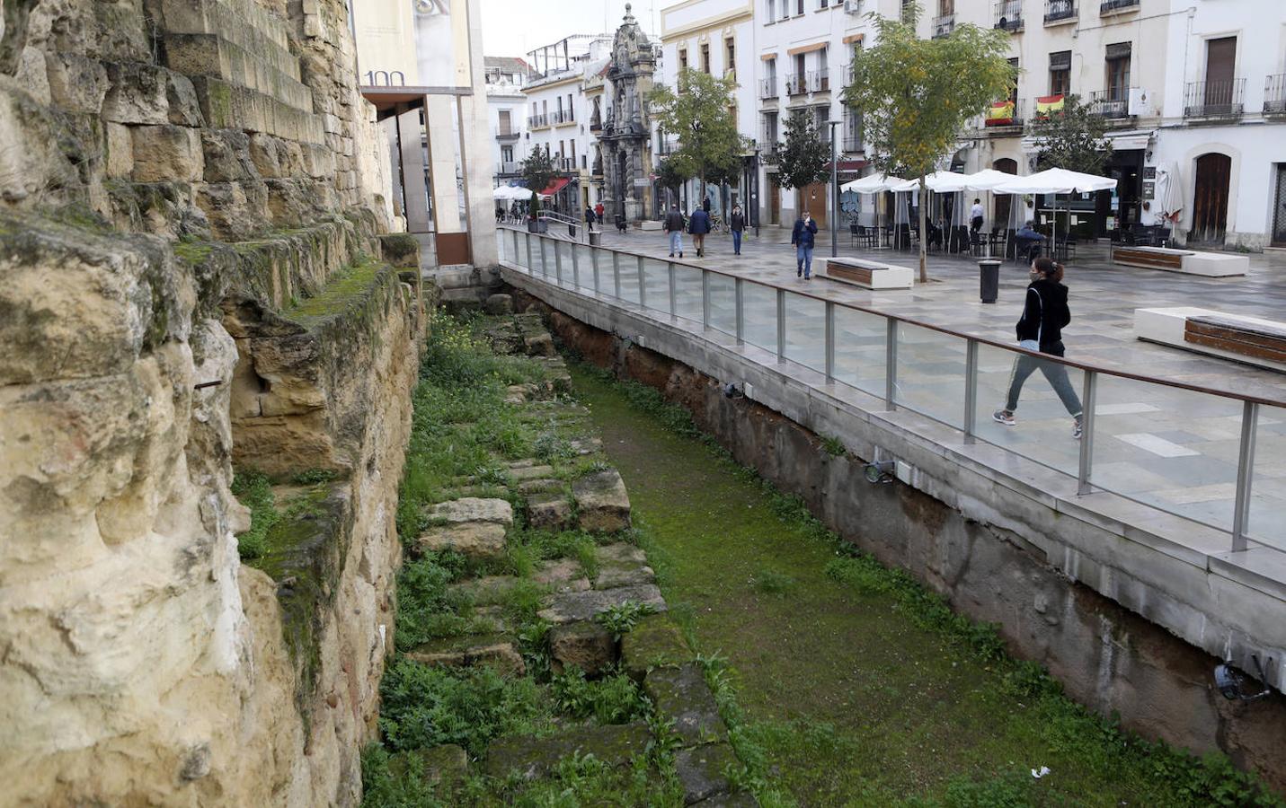 El abandono del Templo Romano, en imágenes