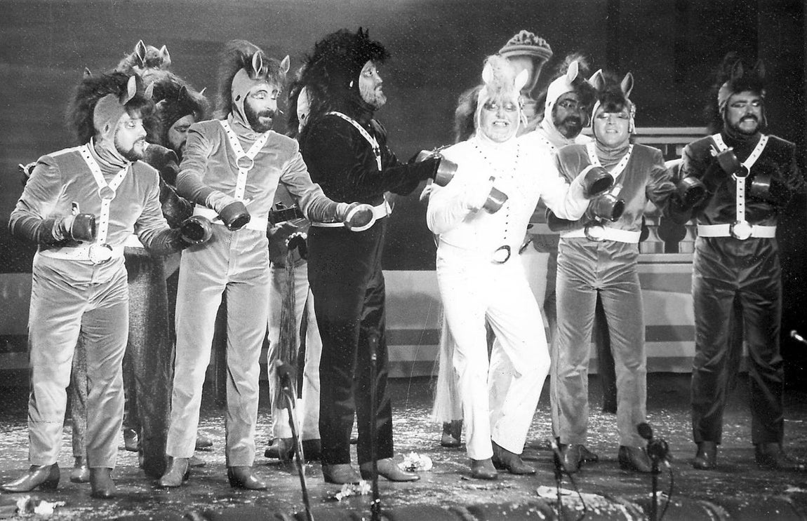 'Los caballos andaluces', comparsa de Los Majaras de El Puerto (1987)