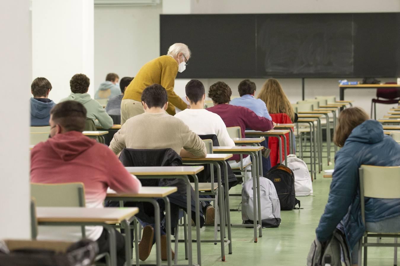 Comienzan los exámenes presenciales en la Universidad de Sevilla