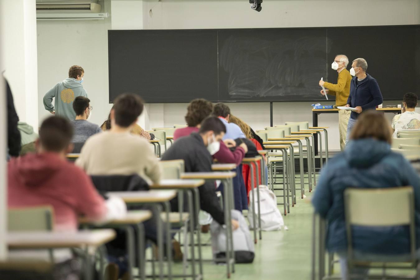 Comienzan los exámenes presenciales en la Universidad de Sevilla