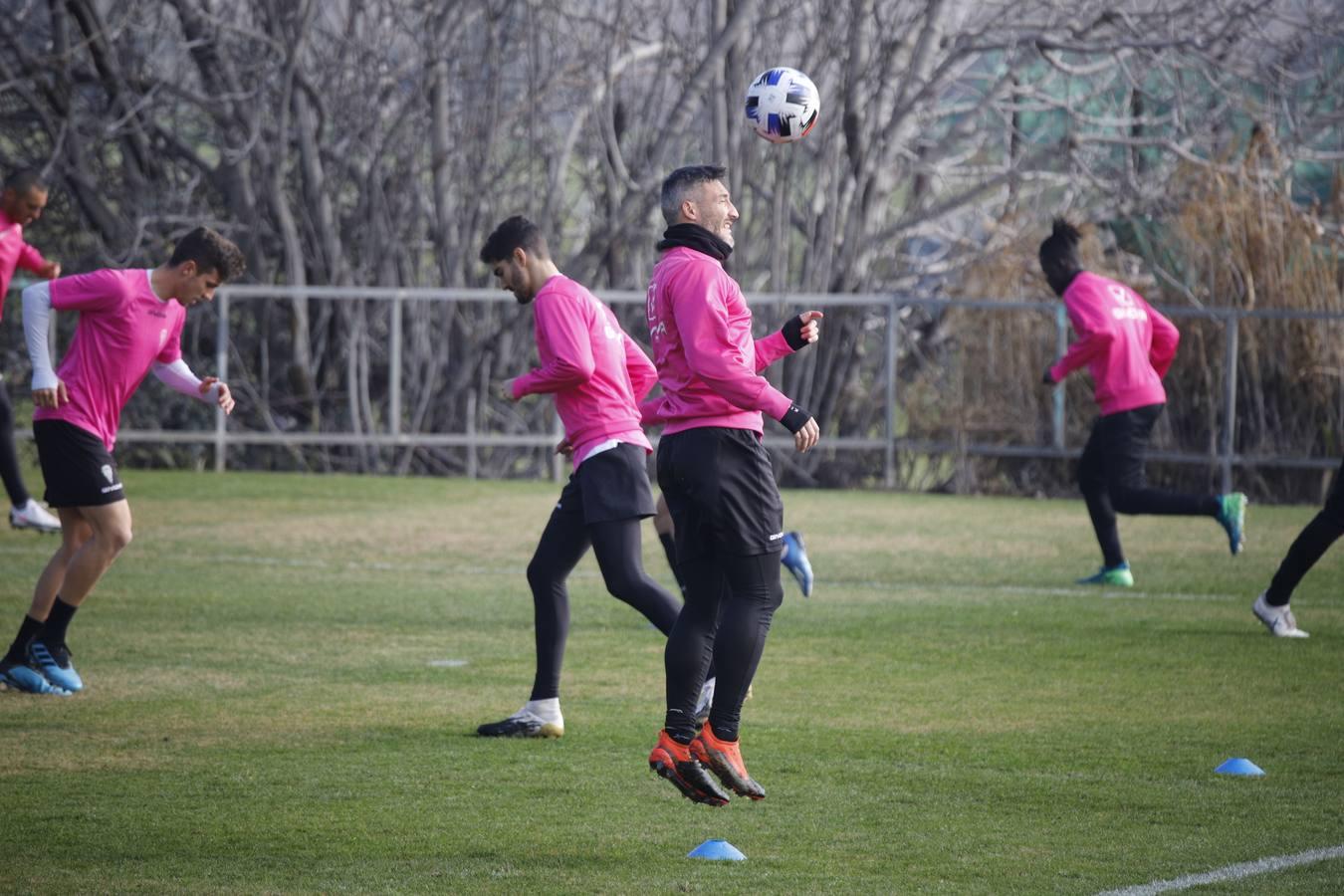 El primer entrenamiento de Alberto Ródenas con el Córdoba CF, en imágenes