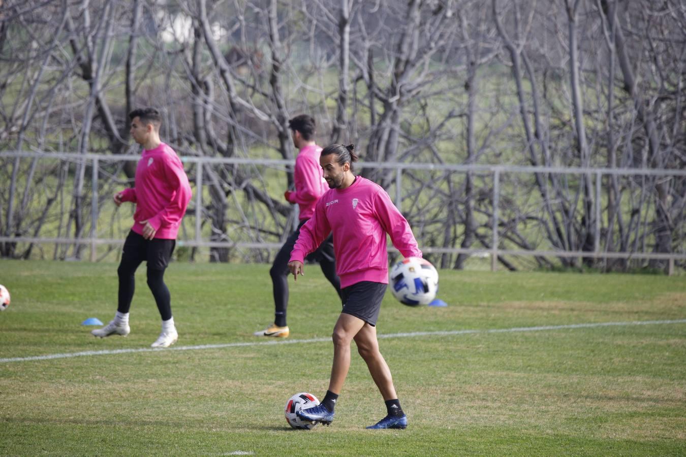 El primer entrenamiento de Alberto Ródenas con el Córdoba CF, en imágenes