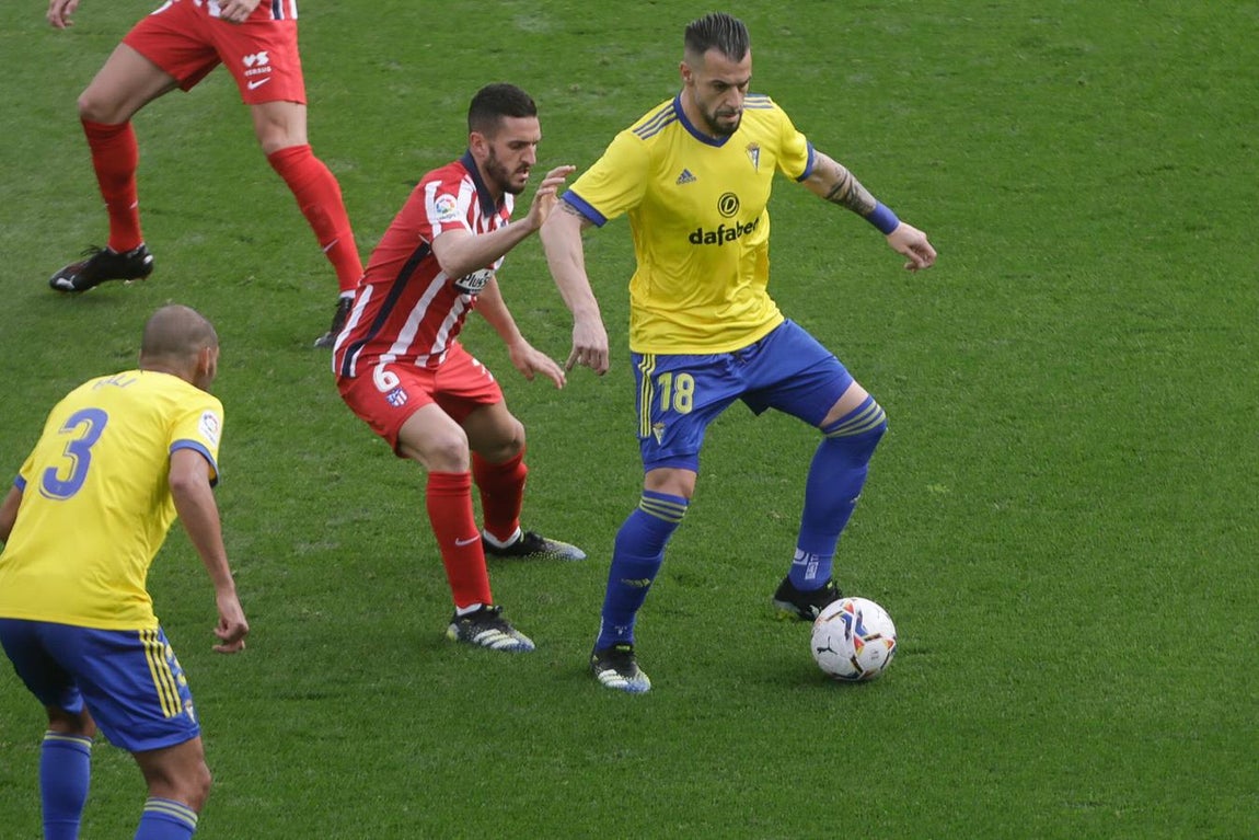 FOTOS: Las imágenes del Cádiz - Atlético