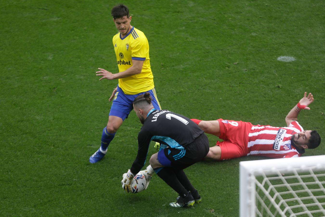 FOTOS: Las imágenes del Cádiz - Atlético