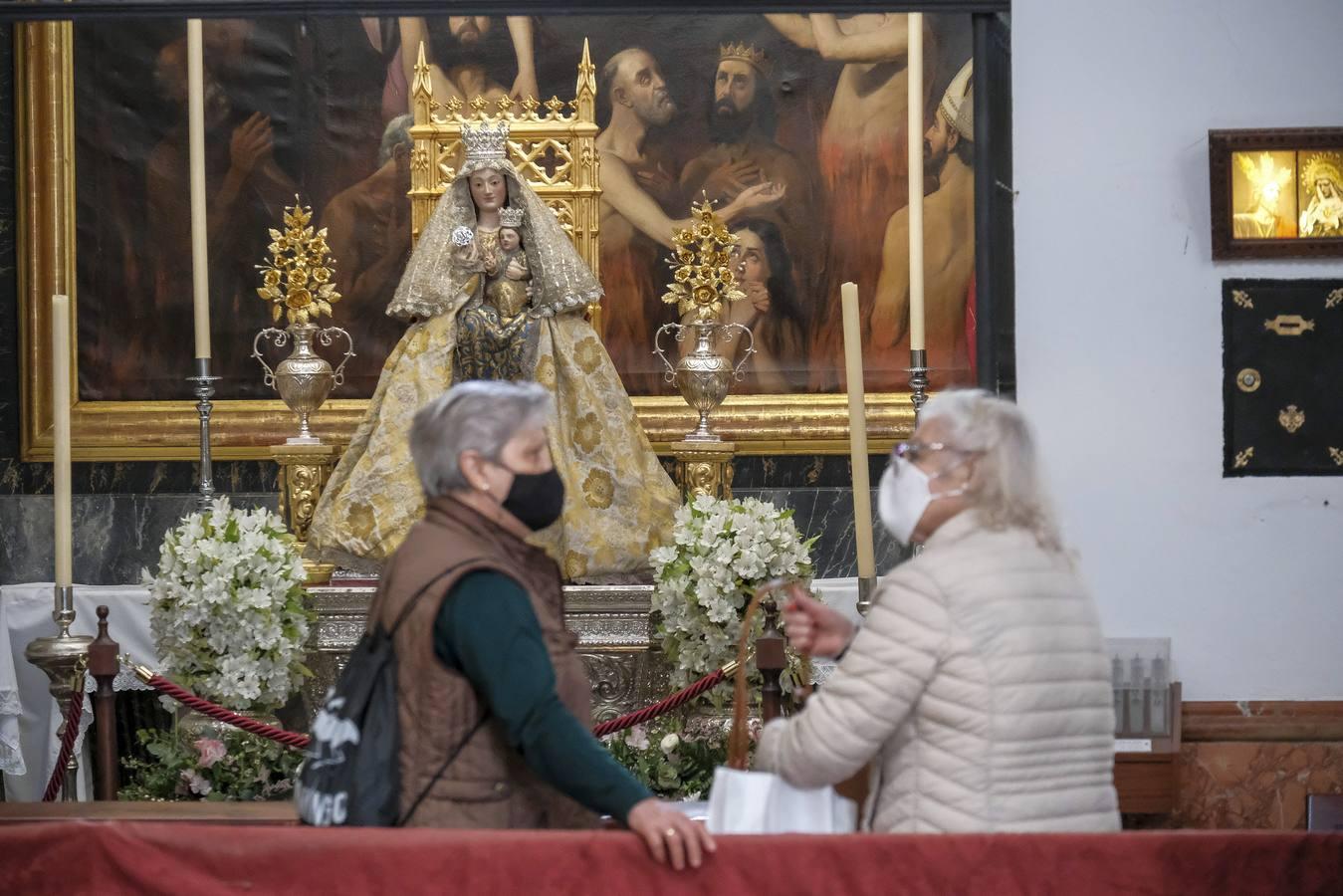 En imágenes: Dos Hermanas echa el cierre a los bares y a todo el comercio no esencial