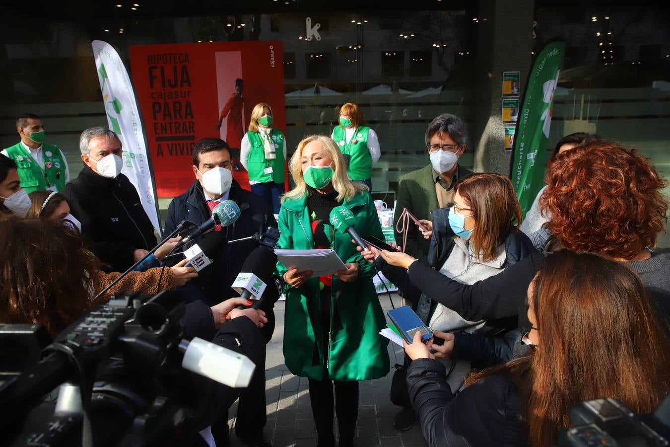 El Día Mundial contra el Cáncer en Córdoba, en imágenes