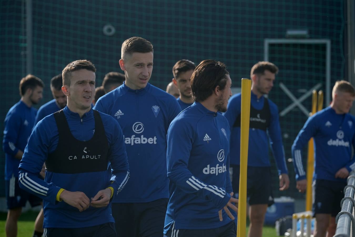 FOTOS: El Cádiz CF ya entrena con sus dos nuevos refuerzos