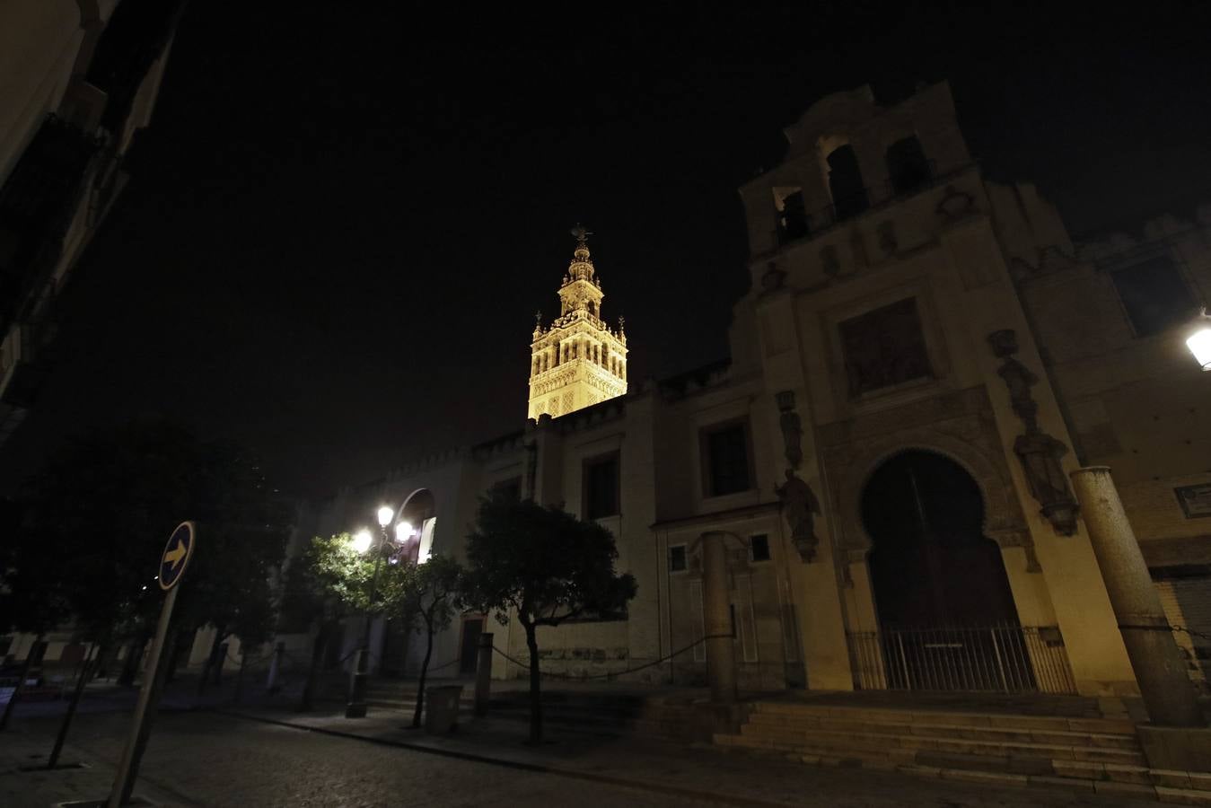 Sevilla durante el toque de queda