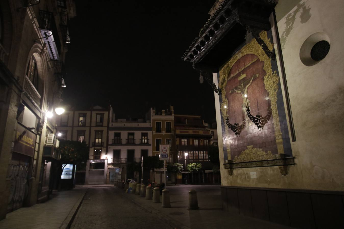 Sevilla durante el toque de queda