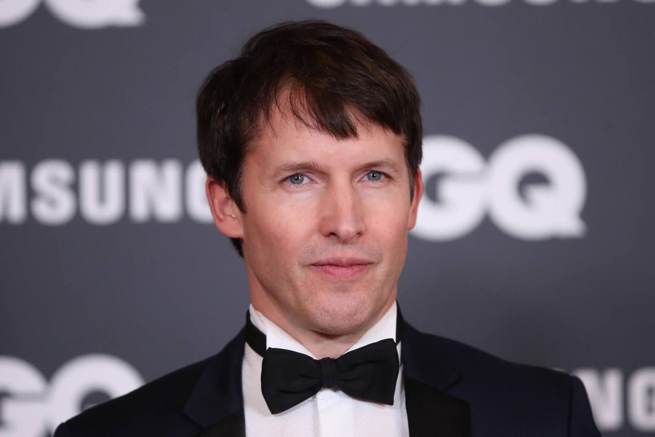 En 2007 cambió al mundo de la música y mantuvo un fugaz romance con James Blunt.. 