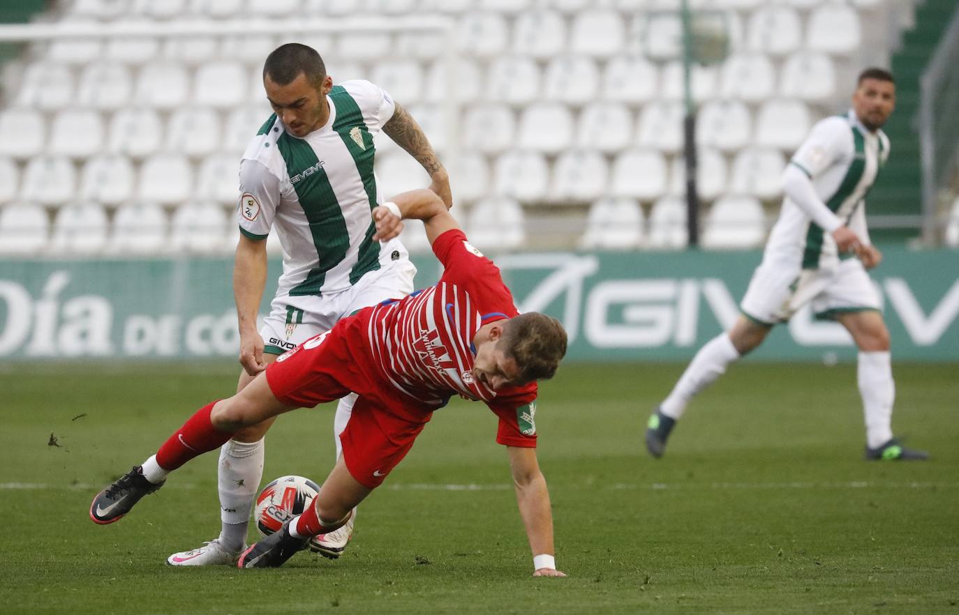 En imágenes, las mejores jugadas del Córdoba CF - Recreativo Granada