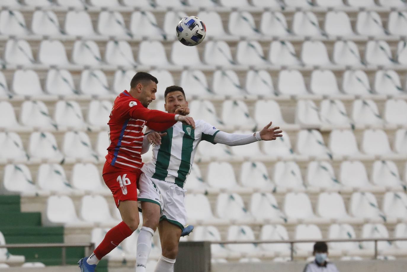 En imágenes, las mejores jugadas del Córdoba CF - Recreativo Granada