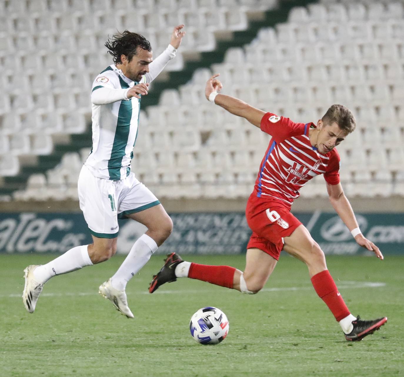 En imágenes, las mejores jugadas del Córdoba CF - Recreativo Granada