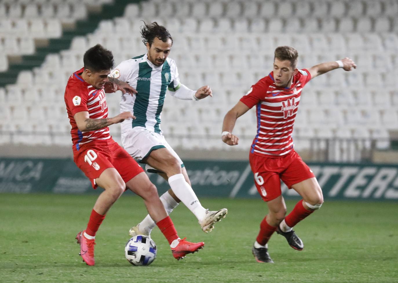 En imágenes, las mejores jugadas del Córdoba CF - Recreativo Granada