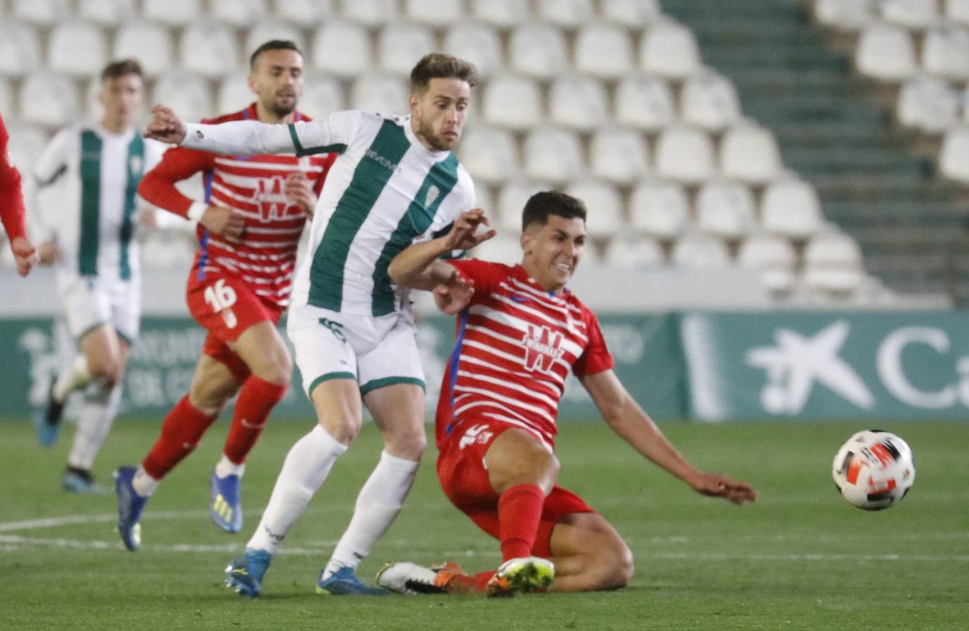 En imágenes, las mejores jugadas del Córdoba CF - Recreativo Granada