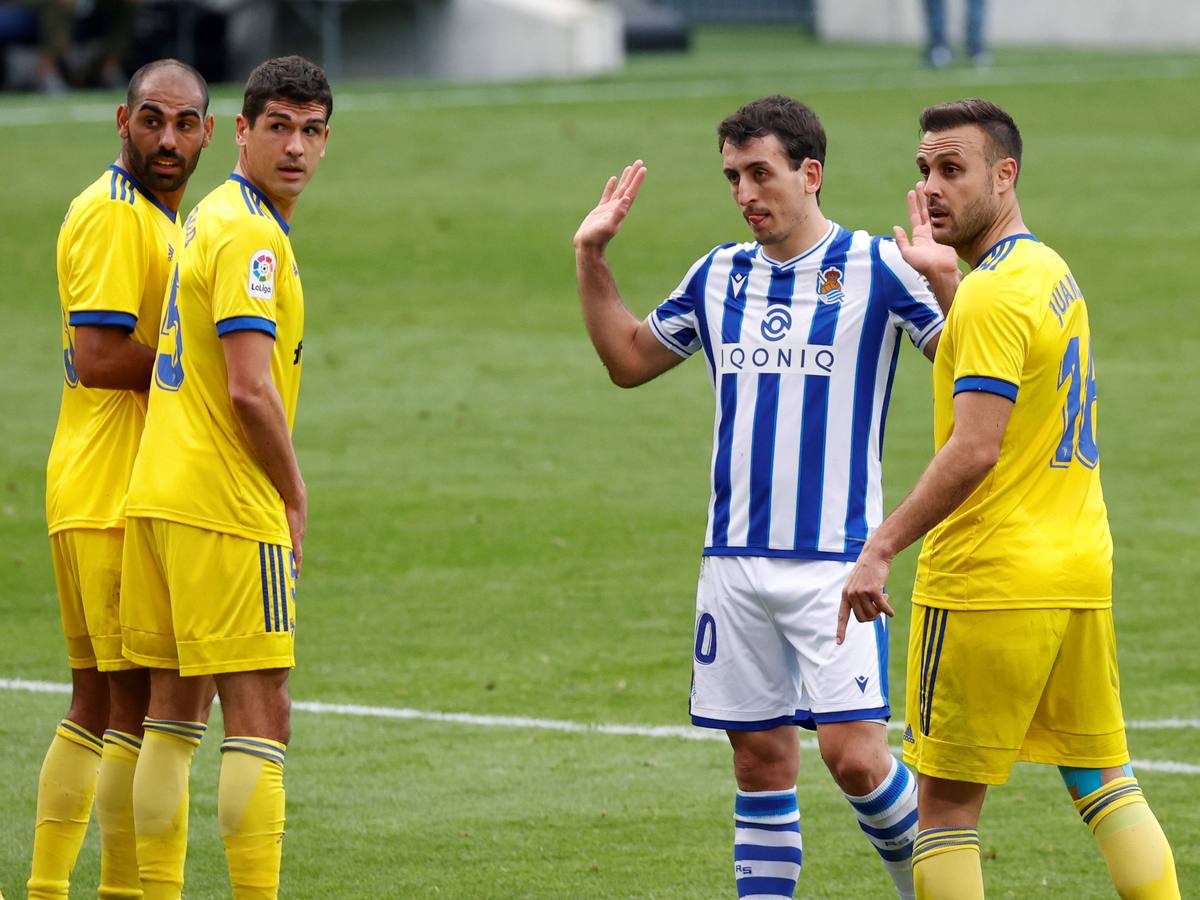 FOTOS: Las imágenes del Real Sociedad - Cádiz