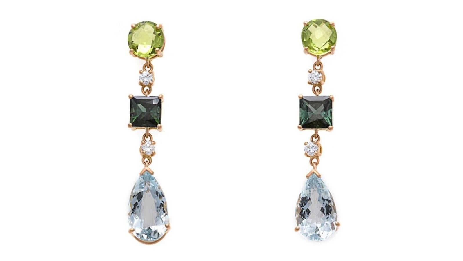 Sie7e – Joyas sofisticadas para acertar en San Valentín. Los que prefieren un modelo más versátil pero que aun así confiera un acabado lujoso al estilismo pueden optar por estos pendientes de oro rosa con peridotos de talla redonda, turmalinas, aguamarinas y diamantes blancos. Precio: 3.350€