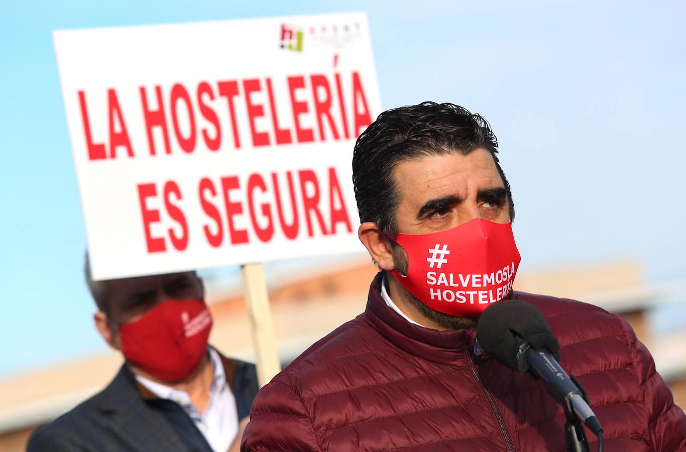 La protesta de los hosteleros en Toledo, en imágenes