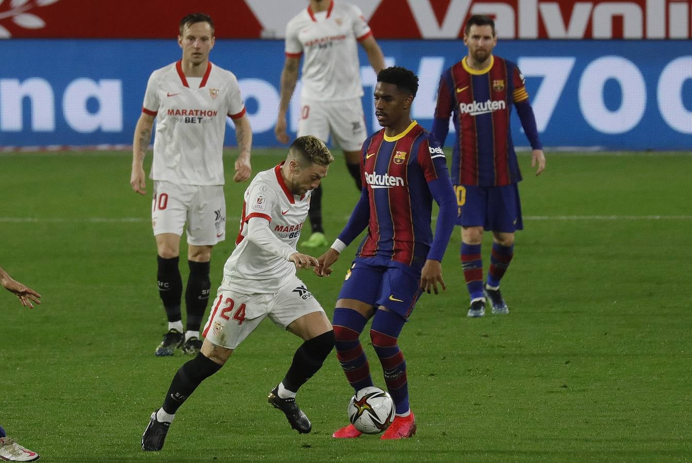 Fotogalería: Las mejores imágenes del Sevilla-Barcelona