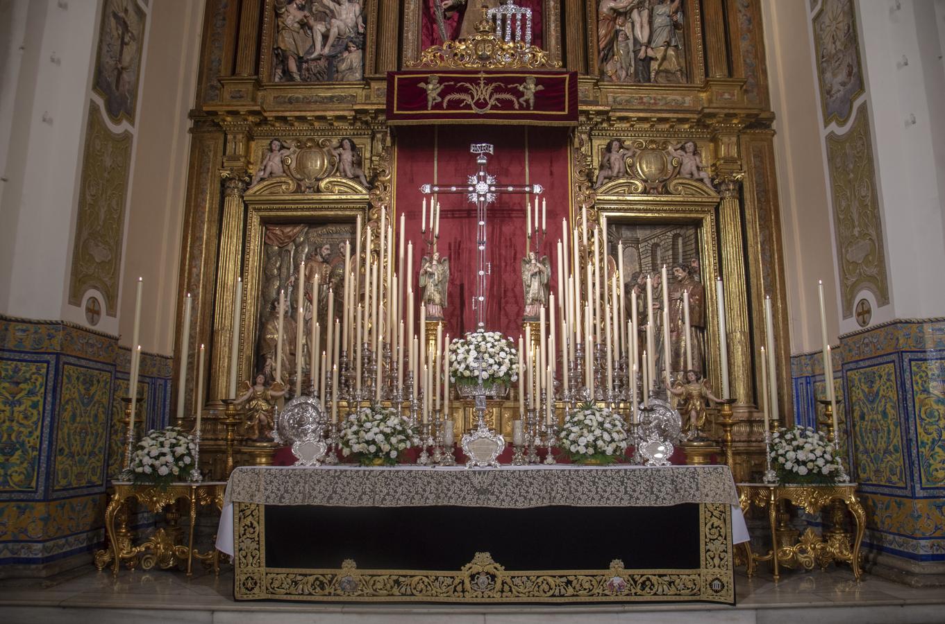 La veneración de la Soledad de SAn Lorenzo