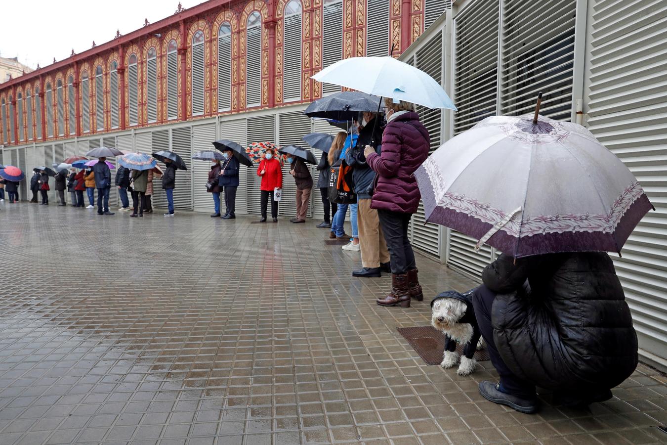 Elecciones Catalanas 2021: las atípicas imágenes que deja el 14-F