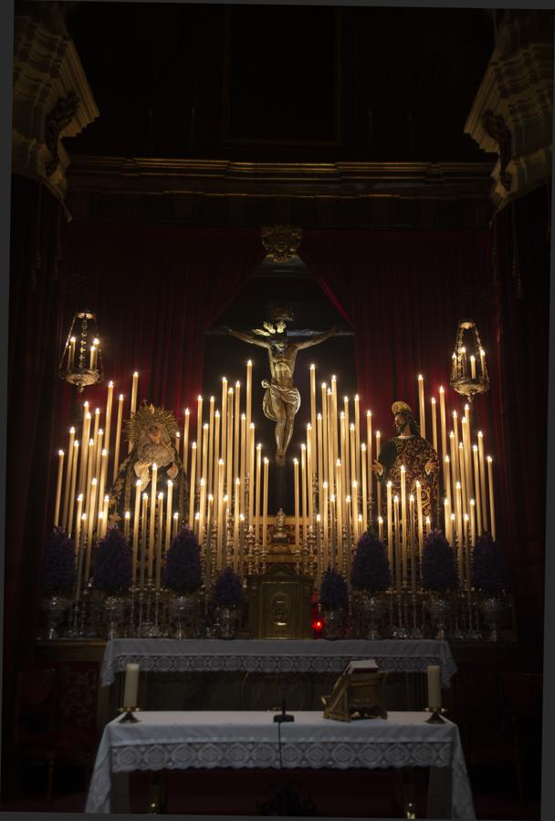 Altar de quinario del Cristo de la Salud de la Carretería