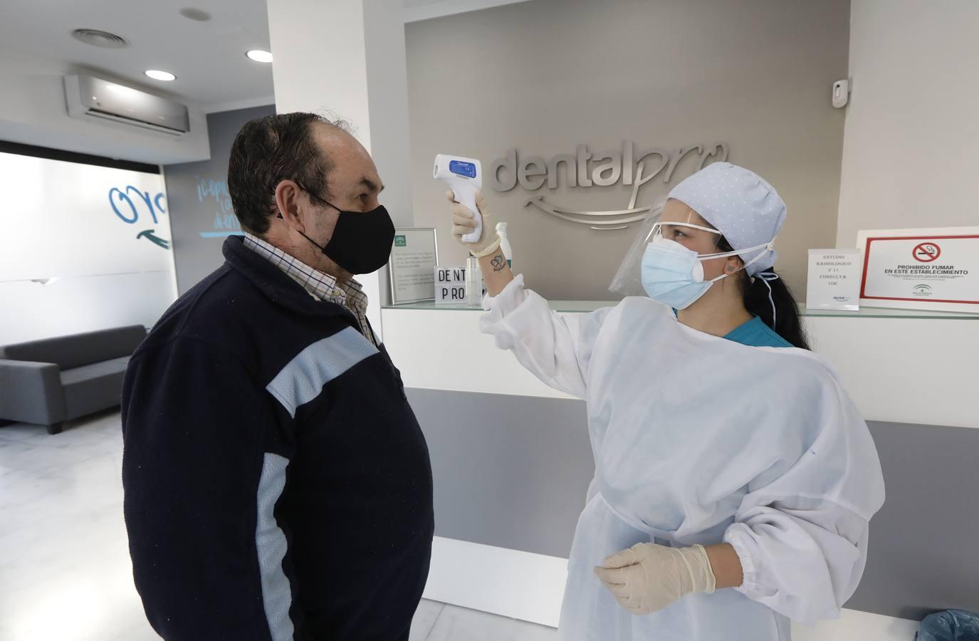 El día a día de los dentistas de Córdoba, en imágenes