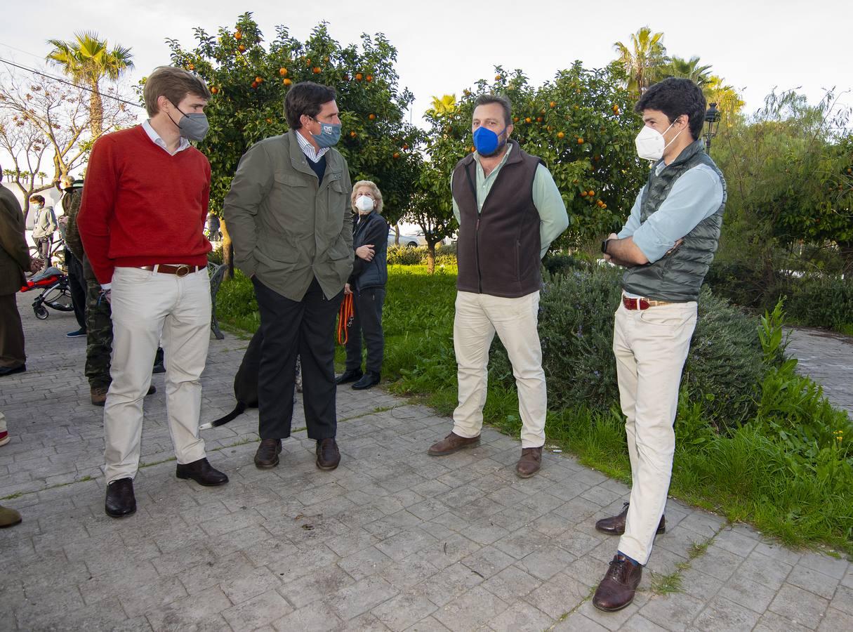 Protesta en Espartinas en defensa de la tauromaquia, en imágenes