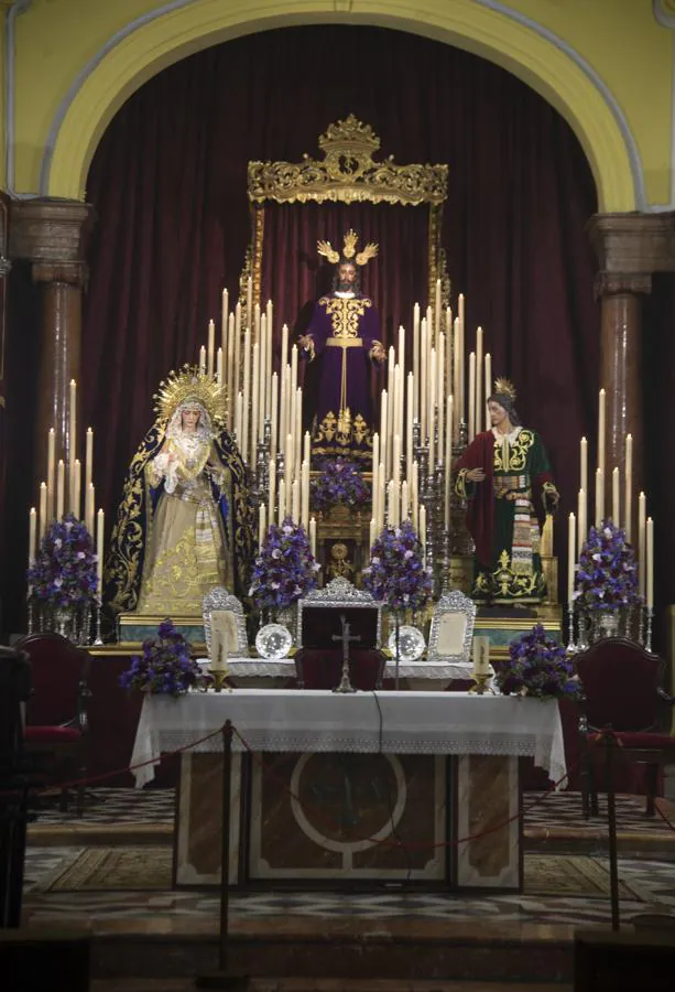 El histórico altar de quinario de la Redención