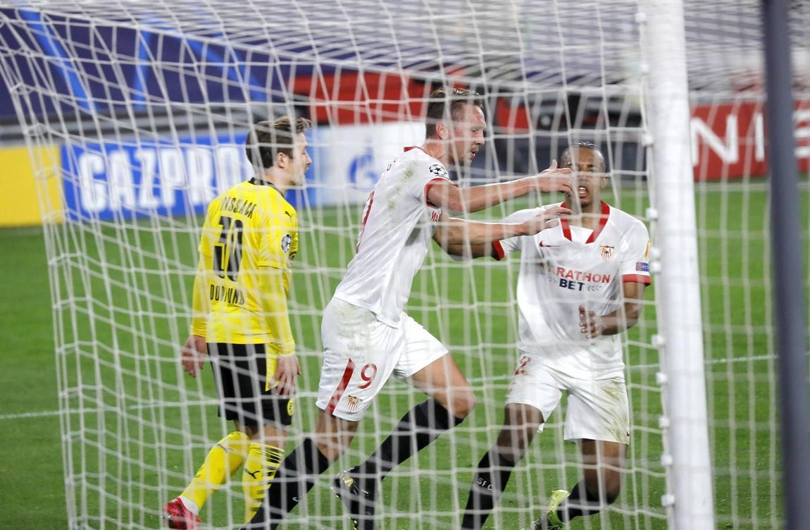 Las mejores imágenes del encuentro entre el Sevilla F.C. y el Borussia Dortmund