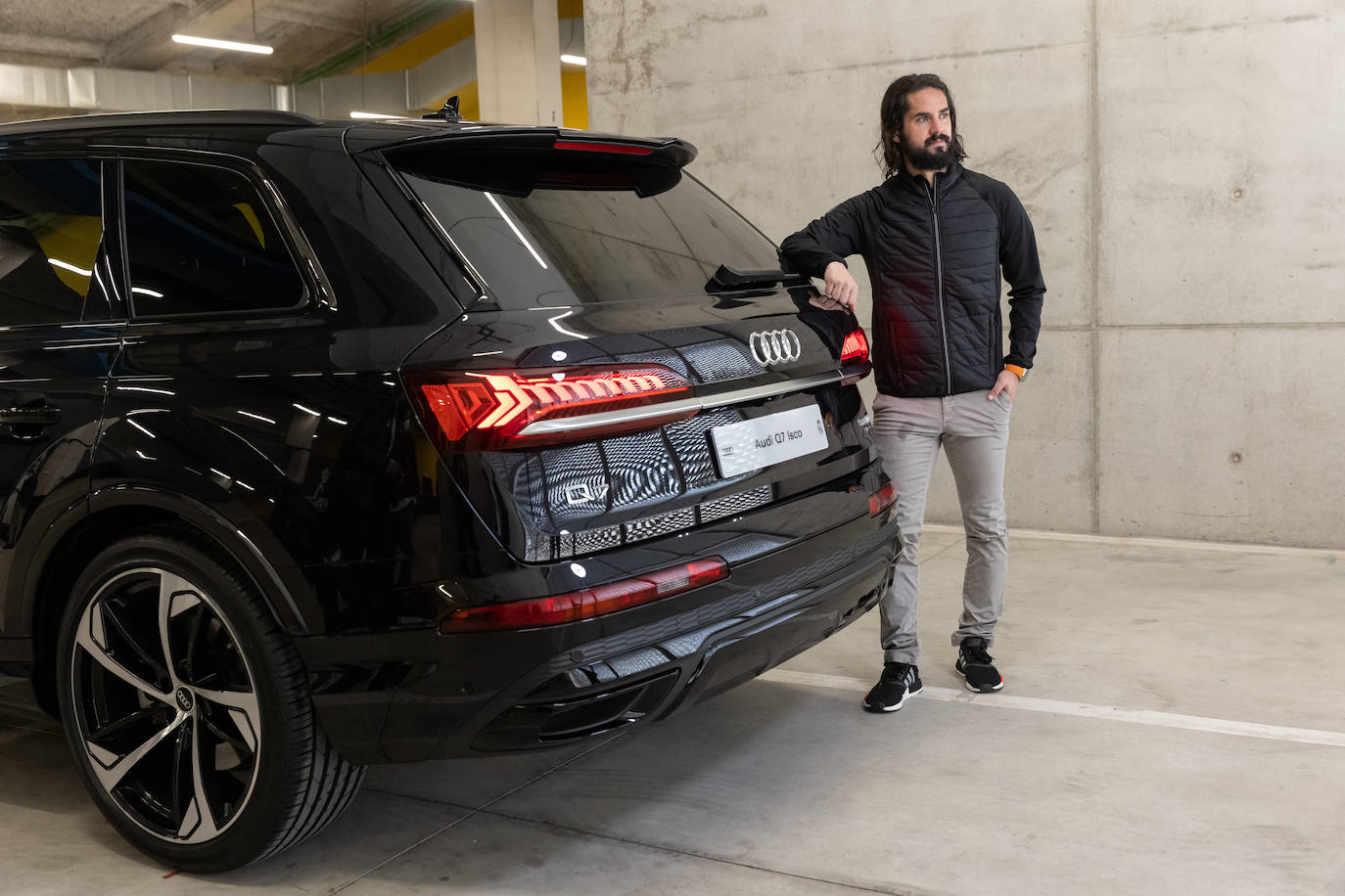 Galería: derroche de CV en los nuevos &#039;coches oficiales&#039; del Real Madrid