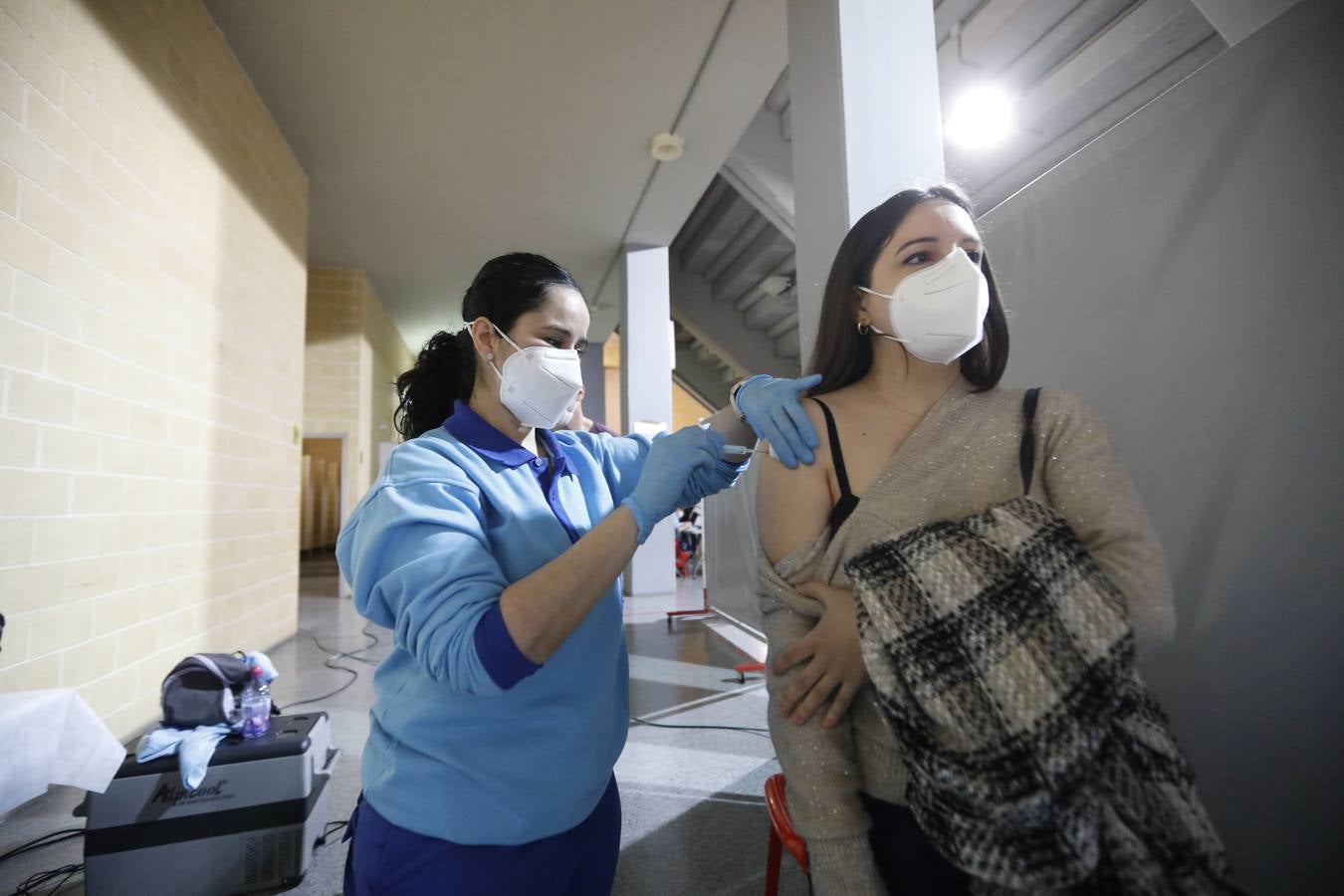 Vacunación contra el Covid de los docentes en Córdoba, en imágenes