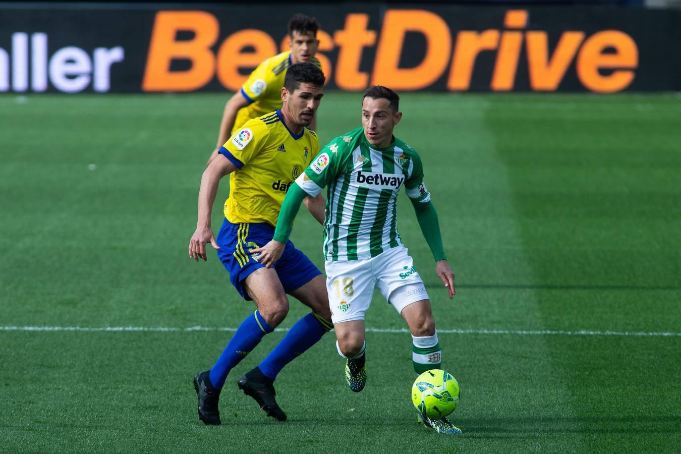 En imágenes, el partido entre el Cádiz y el Betis