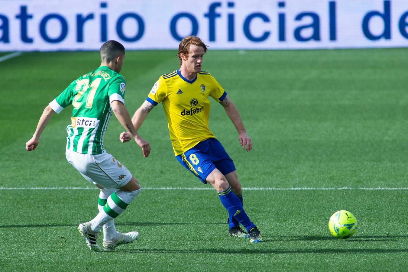 En imágenes, el partido entre el Cádiz y el Betis