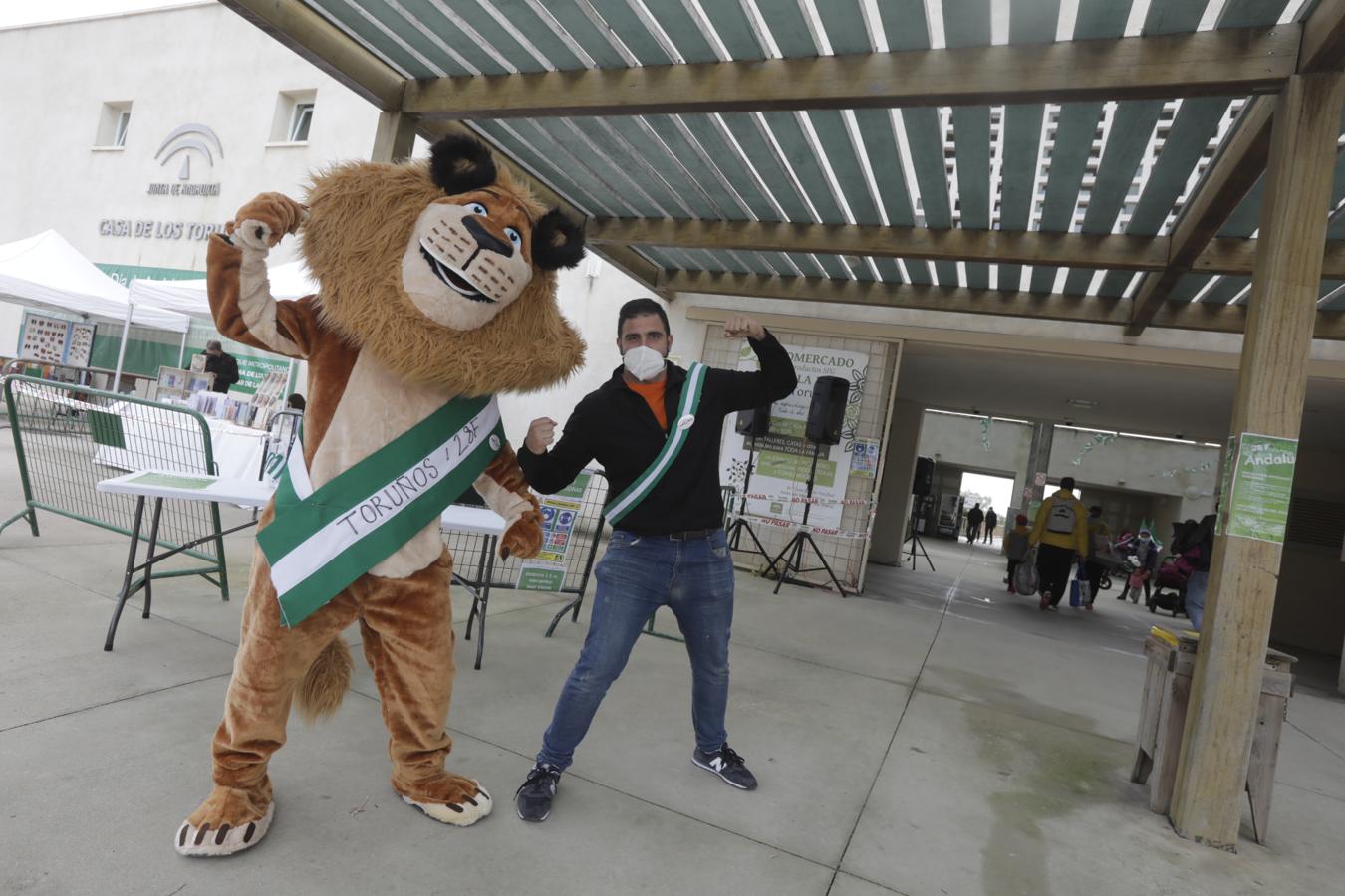 En imágenes: Los Toruños celebra el Día de Andalucía