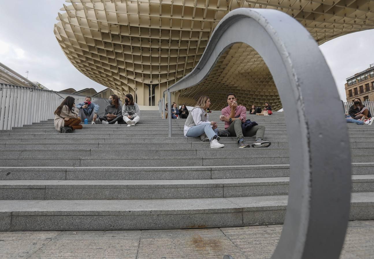 Las buenas temperaturas del puente del Día de Andalucía invitan a los paseos por Sevilla