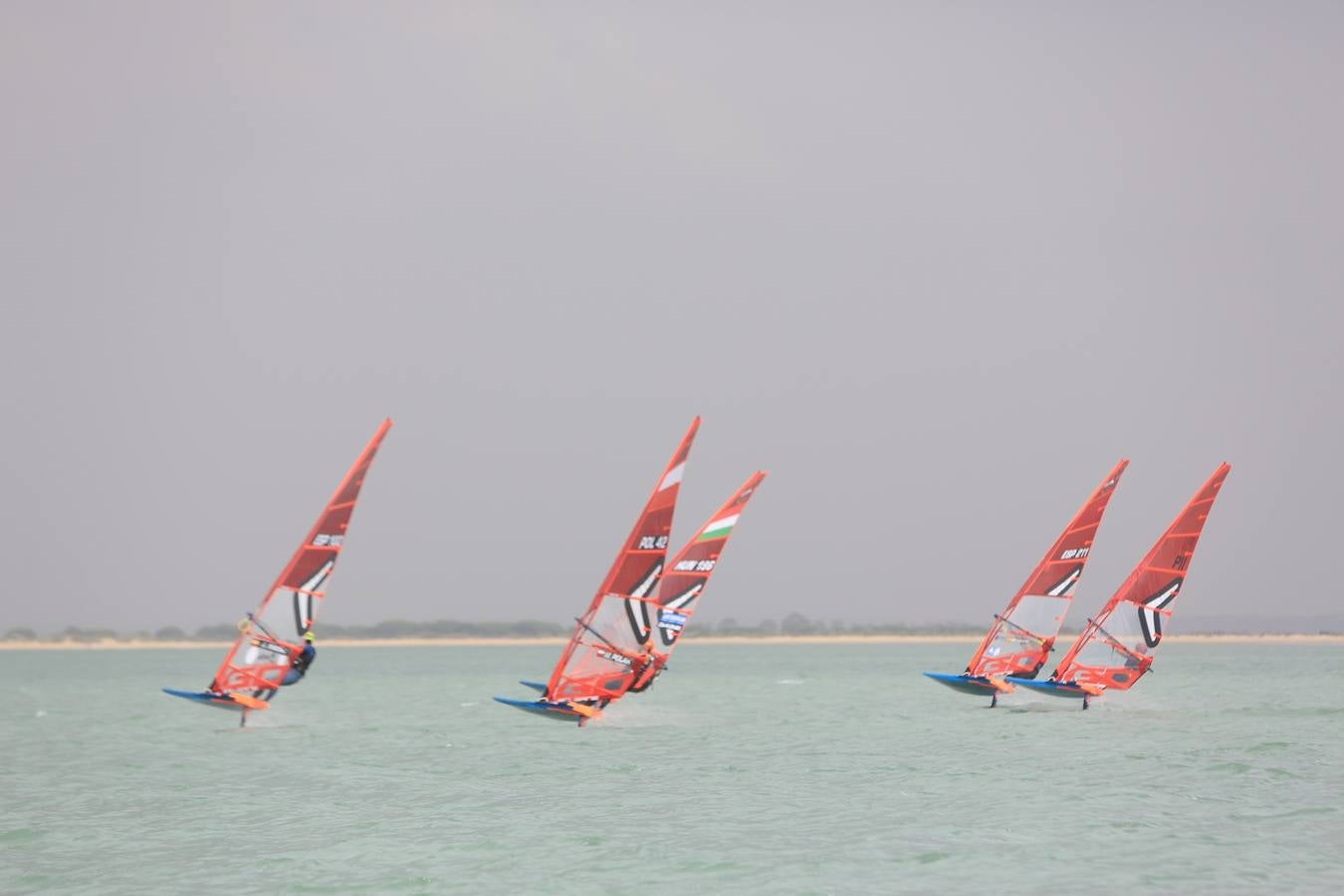 FOTOS: La Semana Olímpica Andaluza de vela, en la Bahía de Cádiz