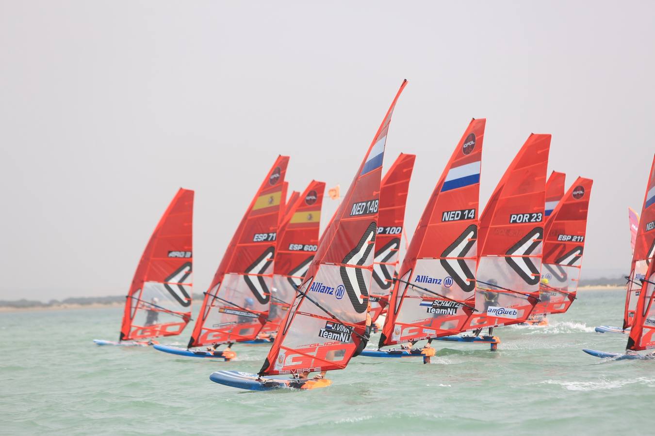 FOTOS: La Semana Olímpica Andaluza de vela, en la Bahía de Cádiz