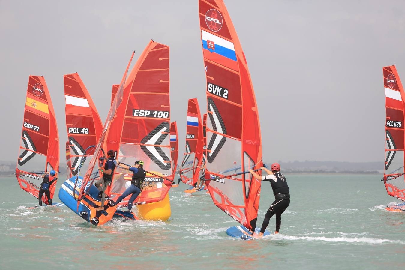 FOTOS: La Semana Olímpica Andaluza de vela, en la Bahía de Cádiz