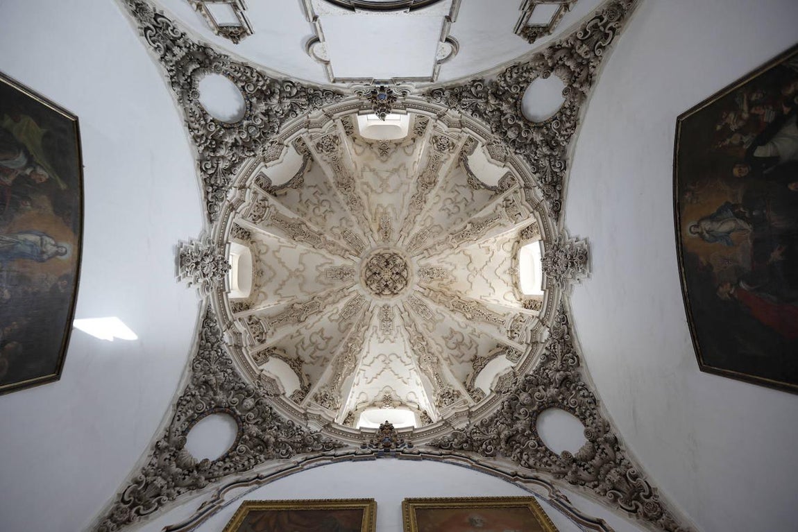 El patrimonio del Colegio de La Inmaculada de Córdoba, en imágenes