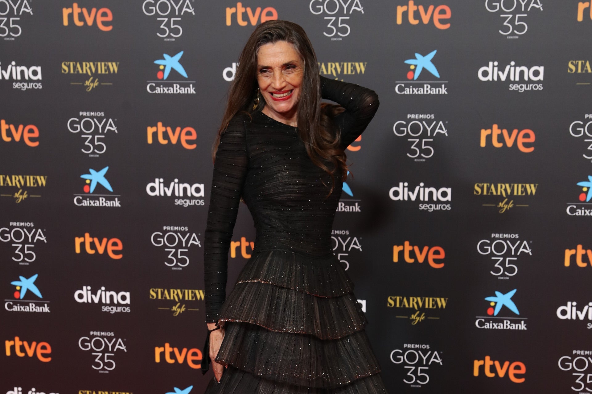 Ángela Molina, otra actriz de negro en la entrega de los Goya 2021 en Málaga. Ha recibido el Goya de Honor por toda su trayectoria en el cine español.. 