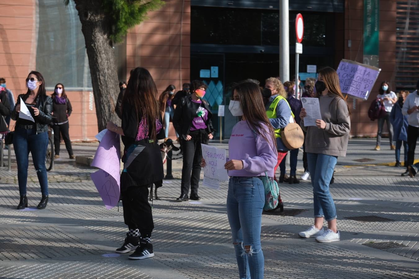 FOTOS: El 8-M, día de la mujer en Cádiz