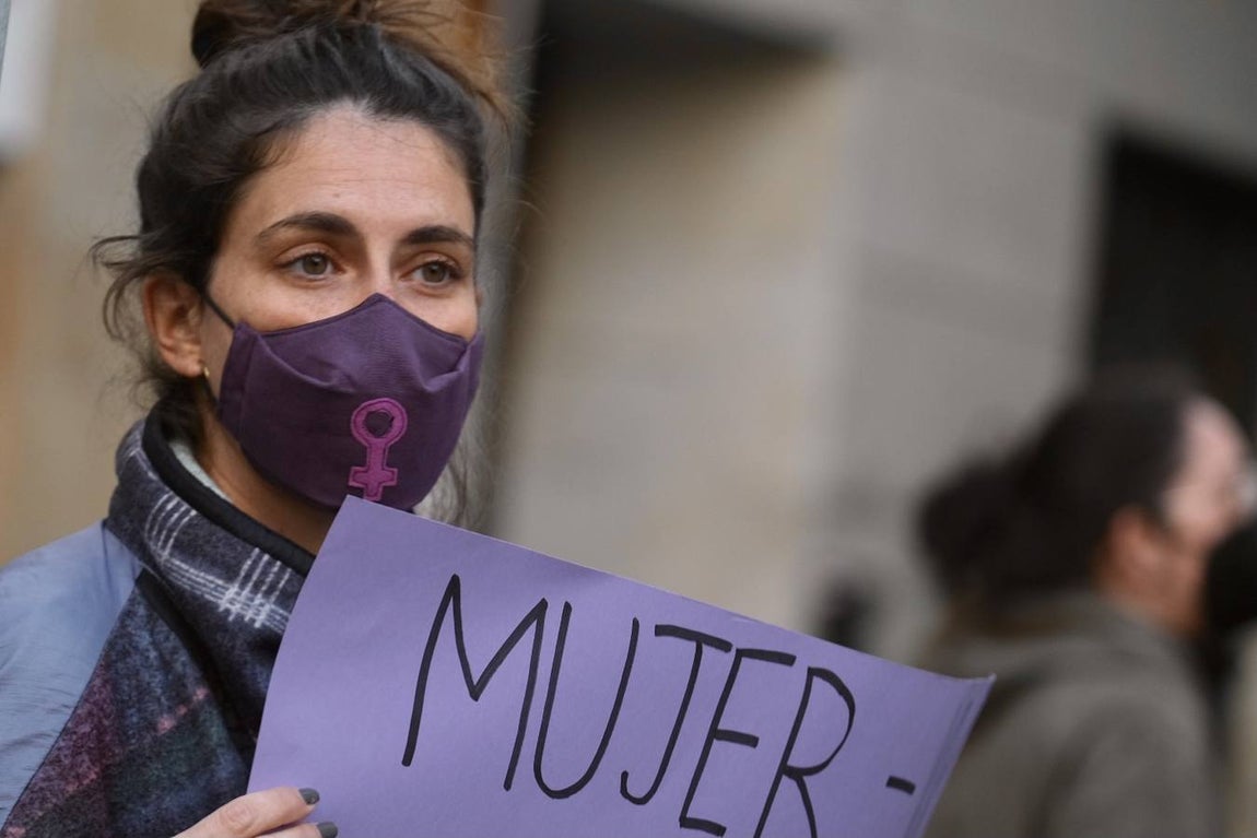 FOTOS: El 8-M, día de la mujer en Cádiz