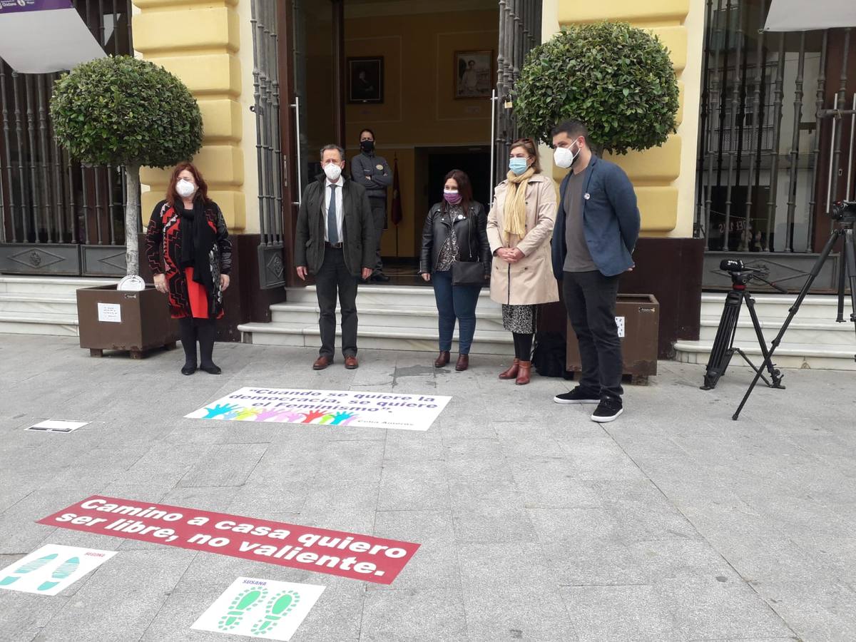 FOTOS: El 8-M, día de la mujer en Cádiz