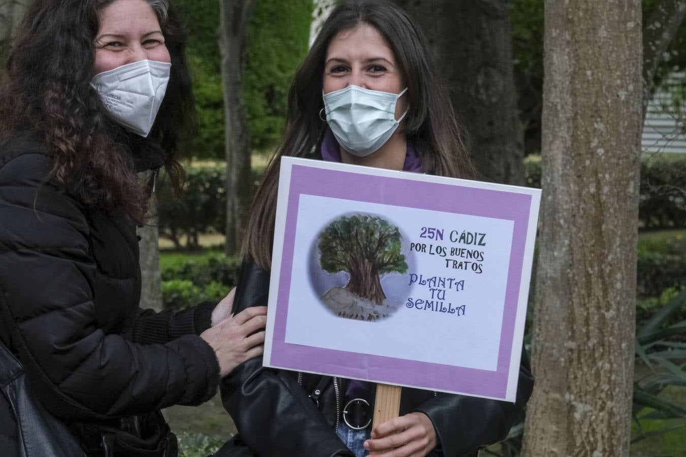 FOTOS: El 8-M, día de la mujer en Cádiz