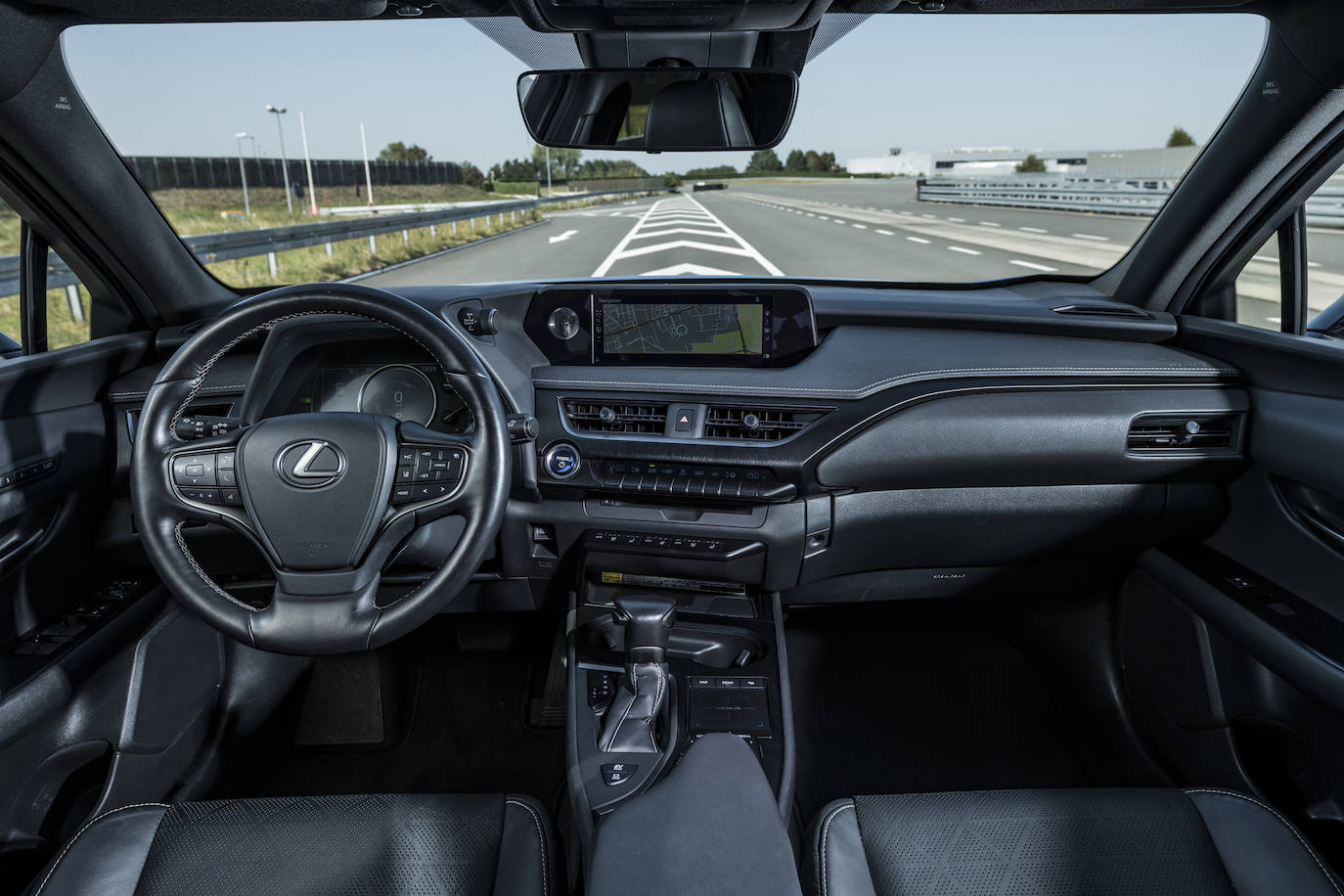 Fotogalería: Lexus RX 400h frente al UX 250h