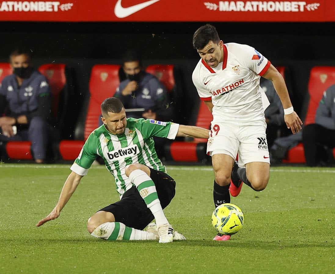 Partido de LaLiga entre el Sevilla y el Betis en el Sánchez-Pizjuán